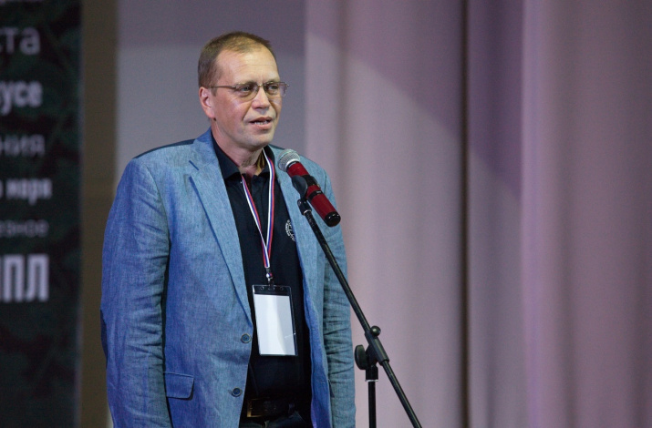 Председатель УОО РГО Дмитрий Травкин. Фото Ульяновского Дворца творчества детей и молодёжи. Председатель УОО РГО Дмитрий Травкин. Фото Ульяновского Дворца творчества детей и молодёжи.