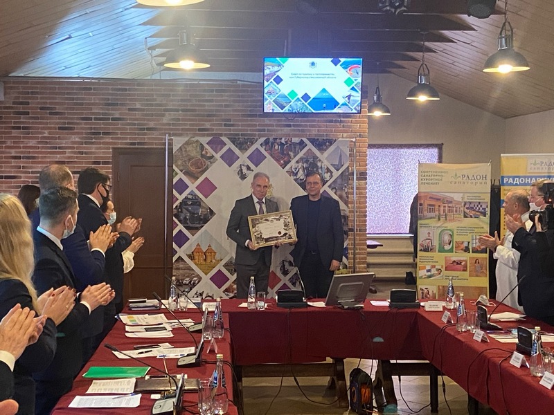 Вручение грамоты Губернатору Ульяновской области Морозову С.И.