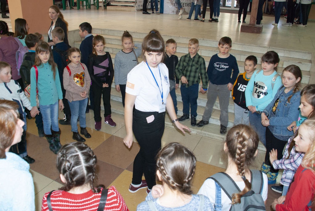 ФП_2019_Ул_Волонтеры_001.jpg ФП_2019_Ул_Волонтеры_001.jpg